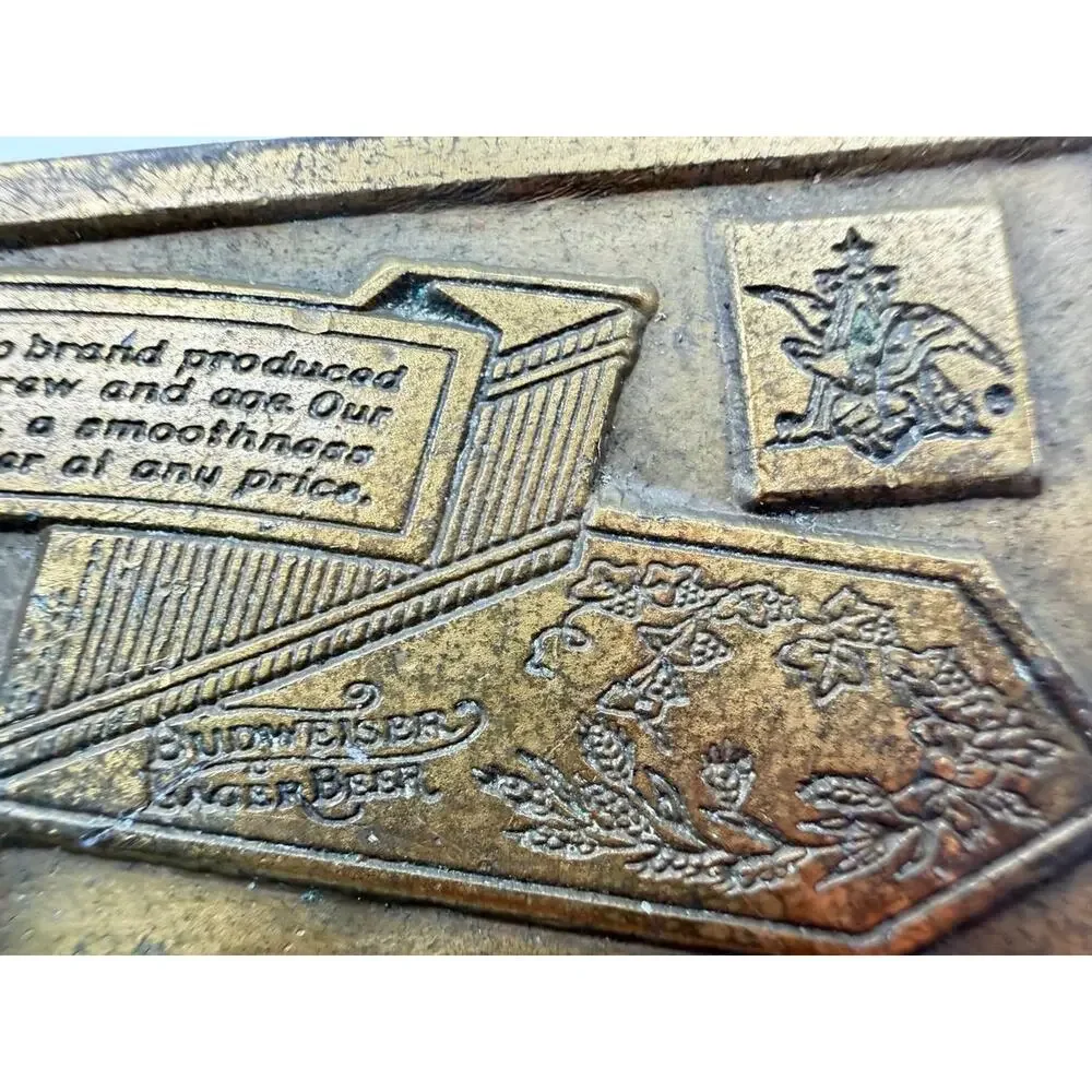 Vintage Budweiser Lager Beer Brass Tone Belt Buckle Anheuser Busch A-168